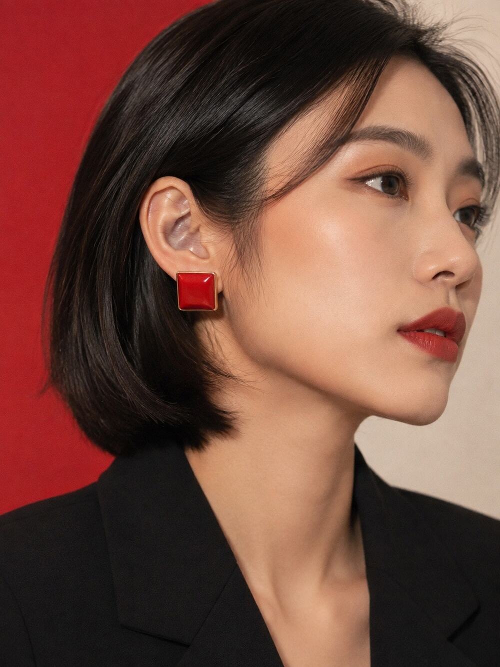 Red Square Cabochon Statement Earrings Gold Tone Retro Mod Chunky Jewelry